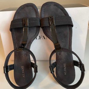 Women's 7.5 Black Patent Alfani Step N Flex sole Voyage wedge heel